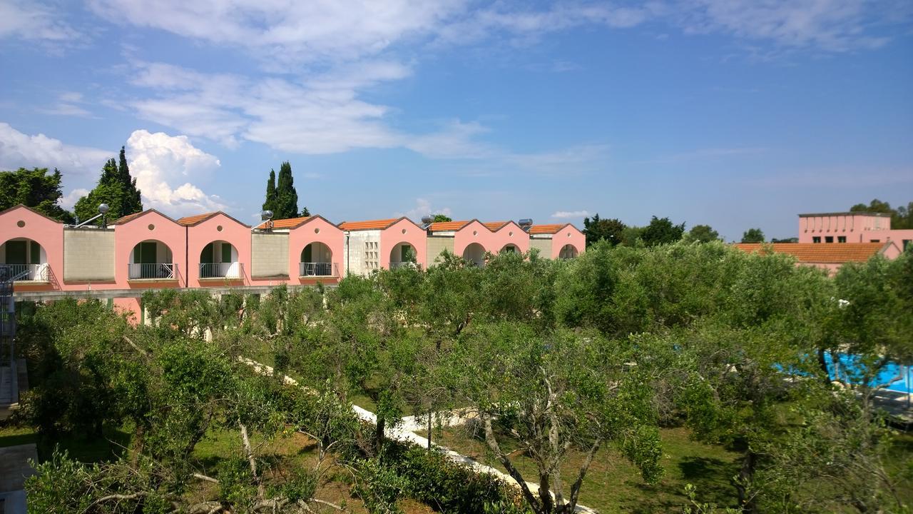 Family Village Otranto Alimini Eksteriør billede